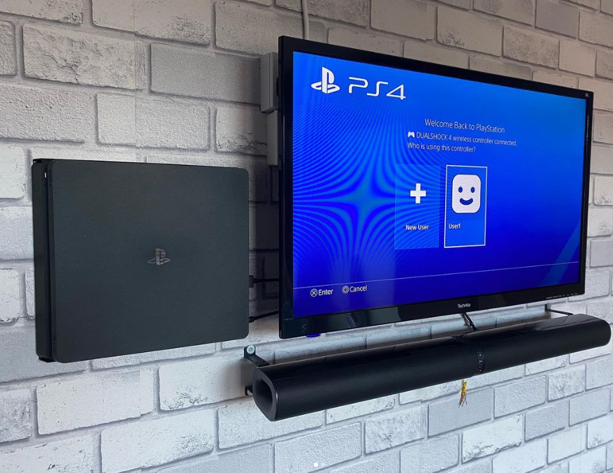 Mounting PS4 on Wall